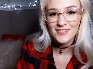 Softestgirl – Cheat On Your Girlfriend With Me